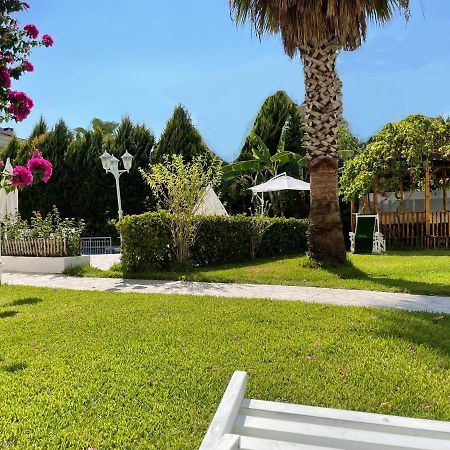 Belka Golf Residence Luxury Apt Poolside באלאק מראה חיצוני תמונה